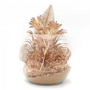 Plante artificielle dorée dans moyen bocal rond en verre