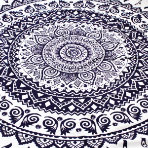 Drap de Plage Blanc Imprimé Violet - Vente en Ligne sur Last Price ...